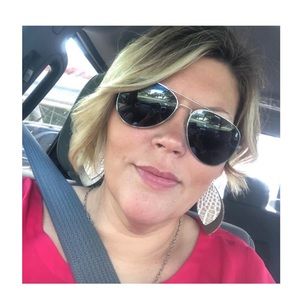 Meet your Posher, Heather